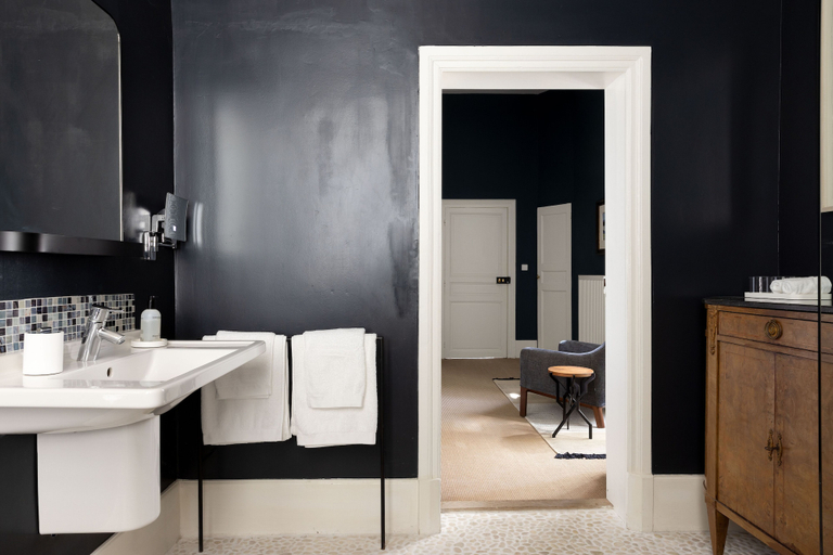 Bathroom 5, Château De La Resle - membre Design Hotels, Yonne