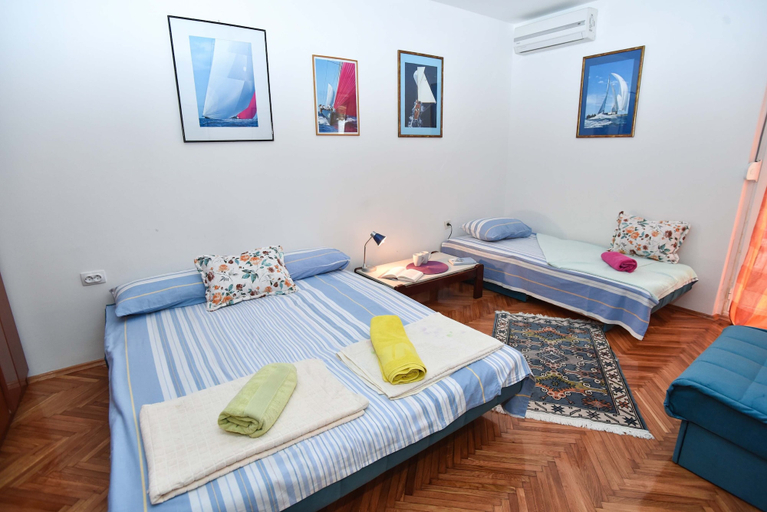 Bedroom 3, Family Apartment Budva