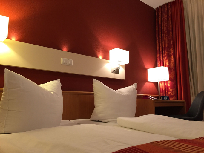 Bedroom 2, Hafen Hotel Schützenhof, Ostholstein