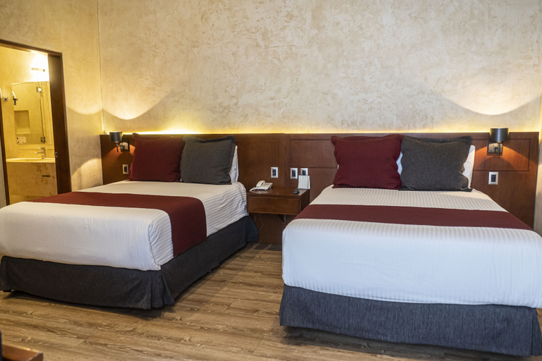 Bedroom 3, Hotel Madero, Querétaro