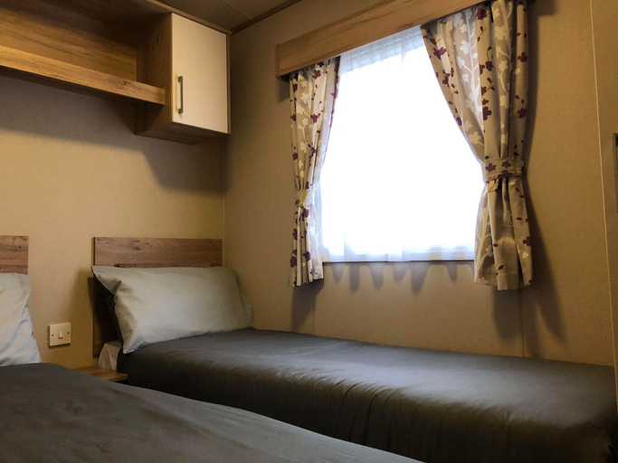 Bedroom 3, Towervans Holiday Park, Lincolnshire