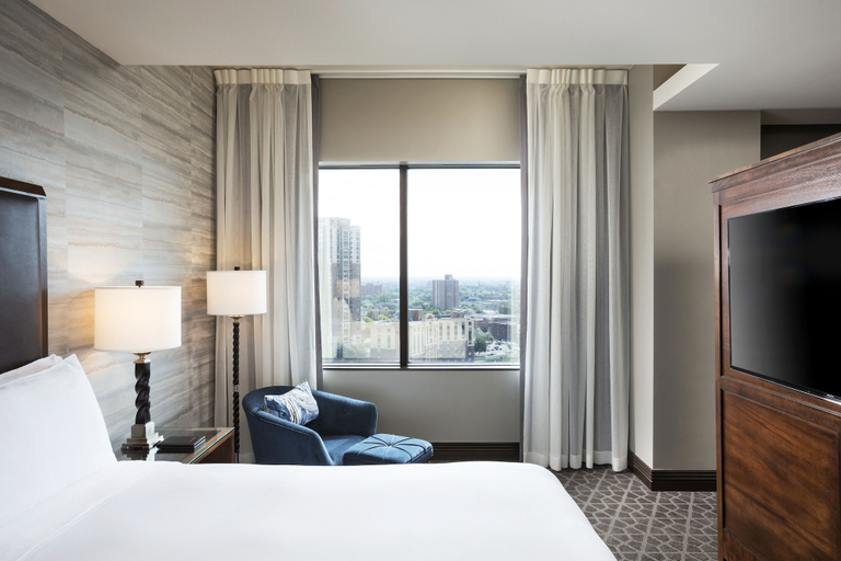 Bedroom 4, Hotel Ivy, a Luxury Collection Hotel, Minneapolis, Hennepin