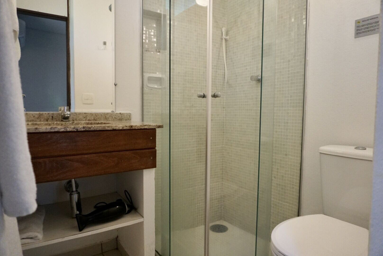 Bathroom 3, Chales Maritacas, São Sebastião