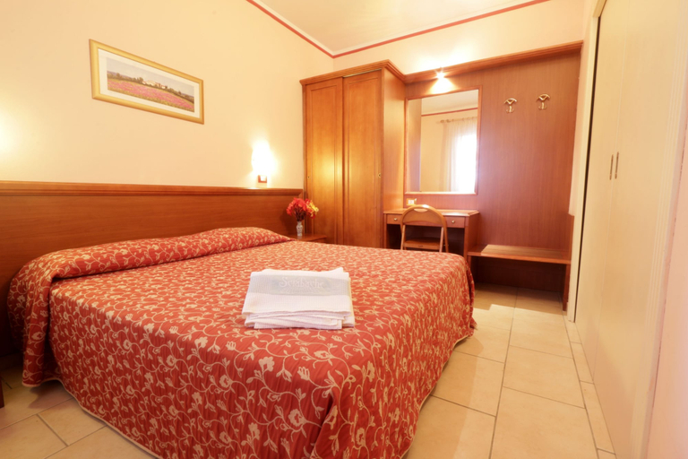Bedroom 3, Hotel Residence Sciabache, Vibo Valentia