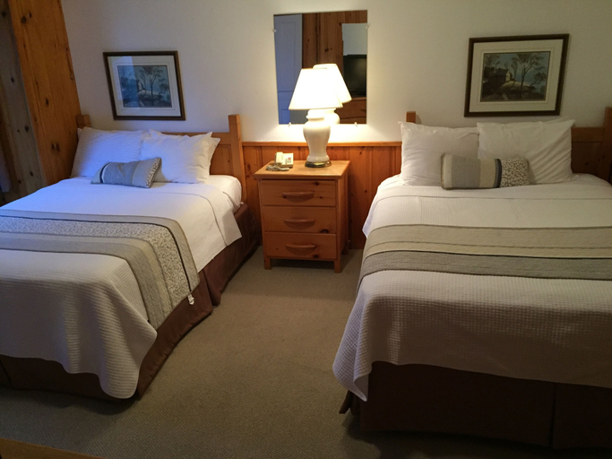 Bedroom 3, Clevelands House Resort Muskoka, Muskoka