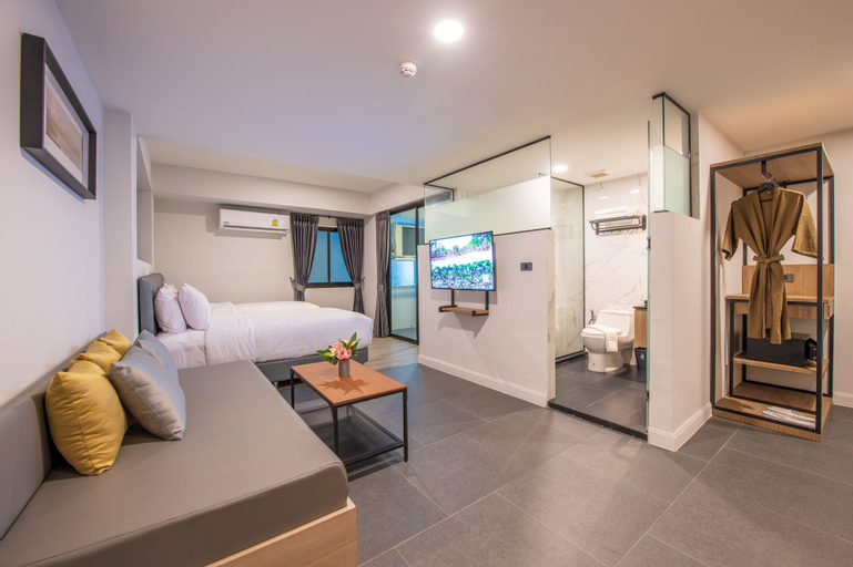 Bedroom 14