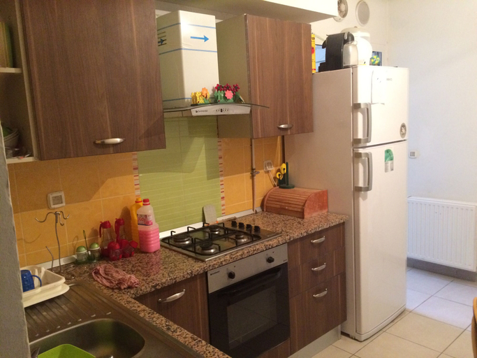 Others 4, Joli Appartement, Bouhaira