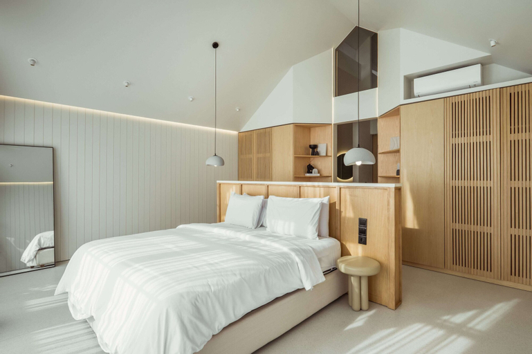 Bedroom 15