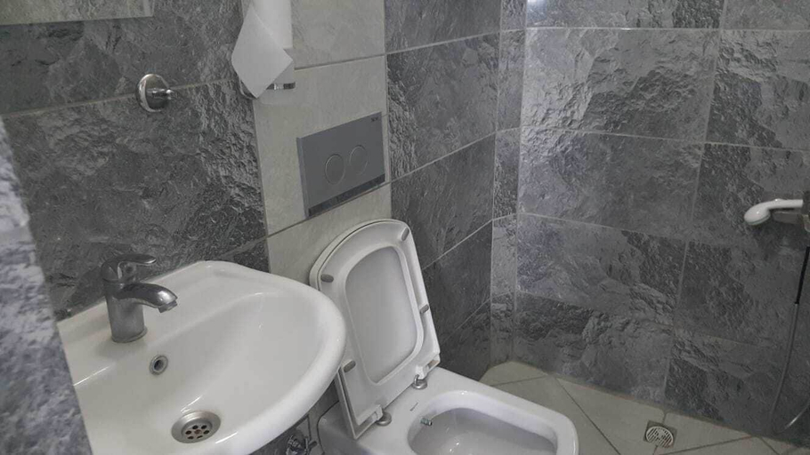 Bathroom 5, GökMavi Pansiyon, Bodrum
