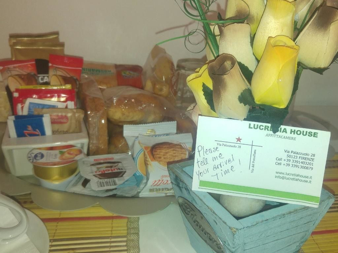 Food & Drinks 5, Lucretia House Affittacamere, Florence