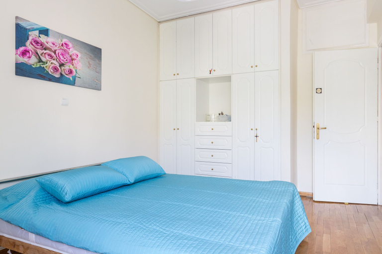 Bedroom 5, Flat & Roof Garden-Heart of Historic Athens, Attica