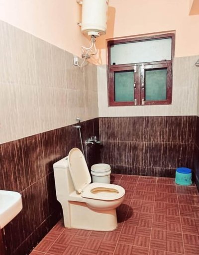 Bathroom 5, Himgiri Resort - Mandi, Mandi
