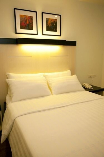 Bedroom 23