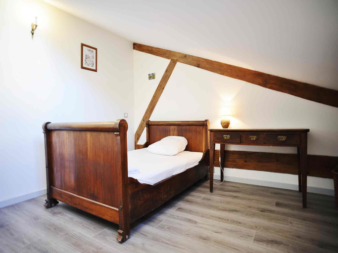 Bedroom 5, Apart-Hotel  Riviera Old Port, Alpes-Maritimes