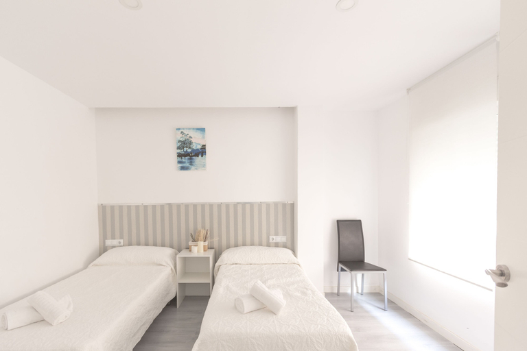 Bedroom 2, SurTrip Apartamentos - Tórtola II, Granada