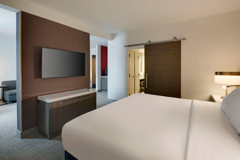 Bedroom 3, Hilton Garden Inn Haymarket, Prince William