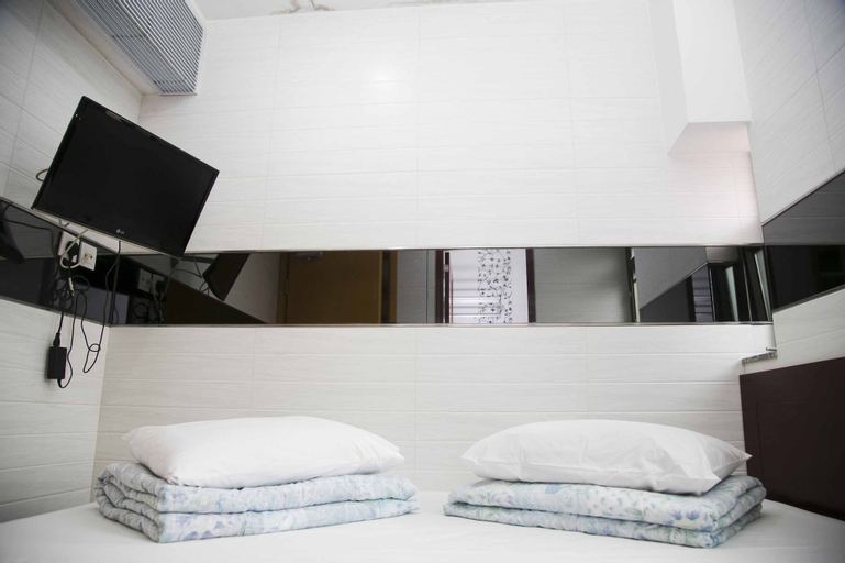 Bedroom 4, Ah Shan Hostel, Kowloon