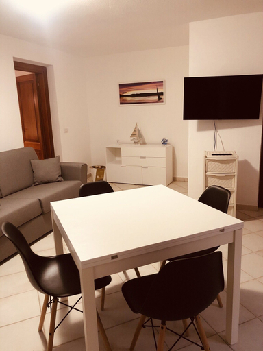 In-room dining, Fantastico Budoni Tauanella ARGO02, Nuoro