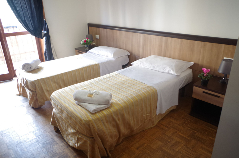 Bedroom 2, Hotel Euro Inn, Milano