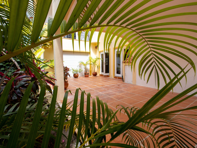 Others 3, Deep Blue Condo 102 by Skyrun, Isla Mujeres