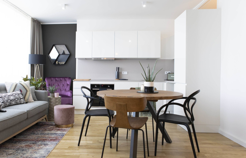 Others 5, rent24 Apartments & Suiten P180, Berlin