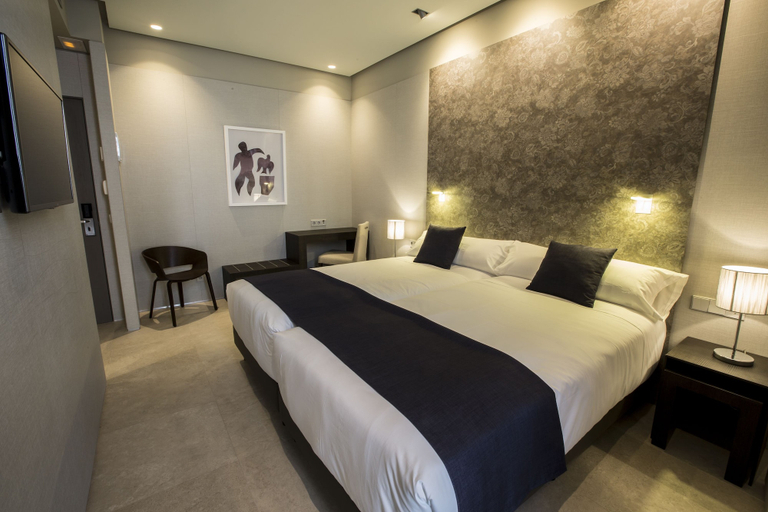 Bedroom 3, Vincci Mercat Hotel, Valencia