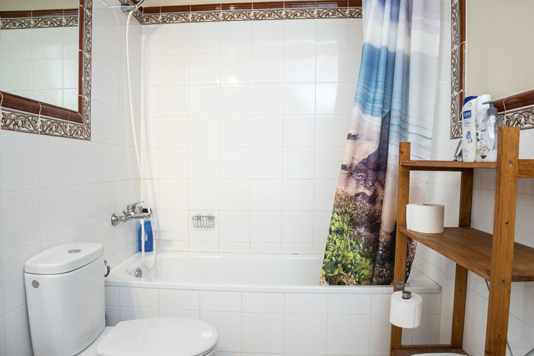 Bathroom 4, Apartamento Fragata Camilo, Barcelona