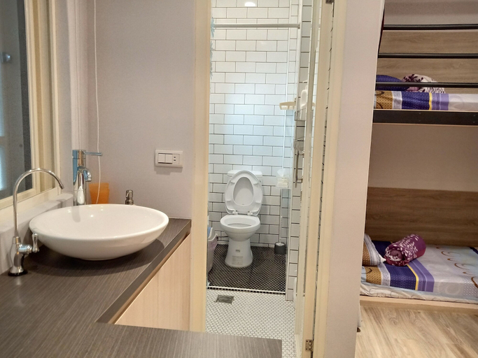 Bathroom 3, DF Park Space Hostel, Hualien