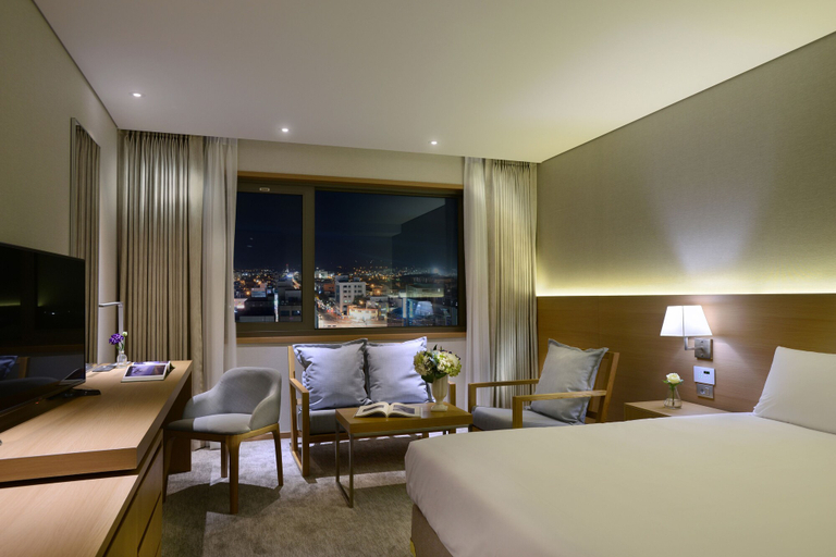 Bedroom 2, Astar Hotel, Jeju