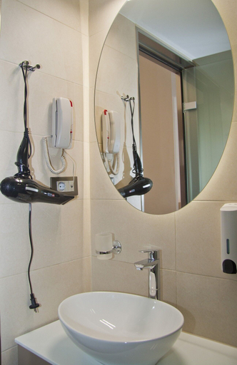 Bathroom 5, Hotel Christina, Crete