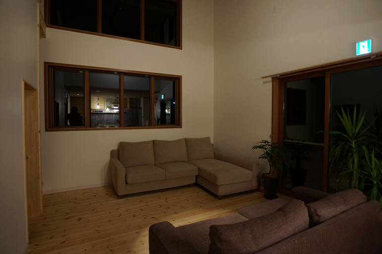 Others 5, Life is better inn the mountain, Hakuba