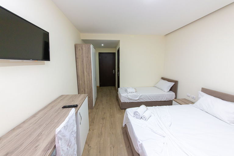 Bedroom 2, Esal Hotel, Durrësit