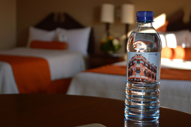 Food & Drinks 5, Hotel Royal Palace, ZONA 1
