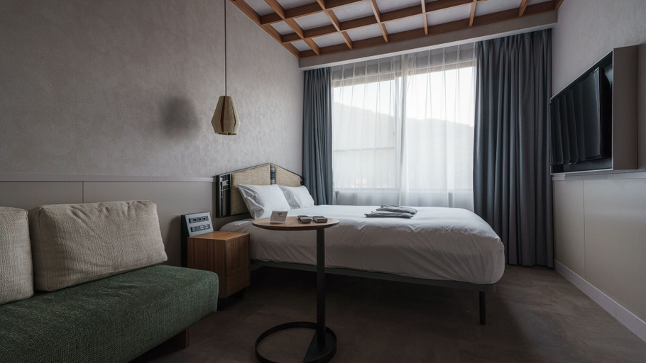 Bedroom 2, Hotel Aoka Kamigoto, Shinkamigotō