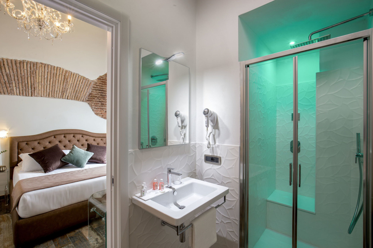 Bathroom 5, MySuite Tower Pantheon, Roma