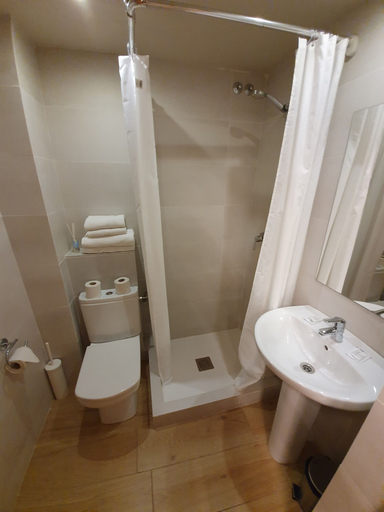 Bathroom 3, Hostal Sant Ramón, Barcelona