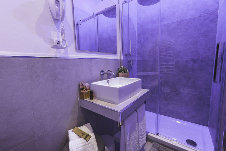 Bathroom 4, Colonna Luxury Suites, Rome