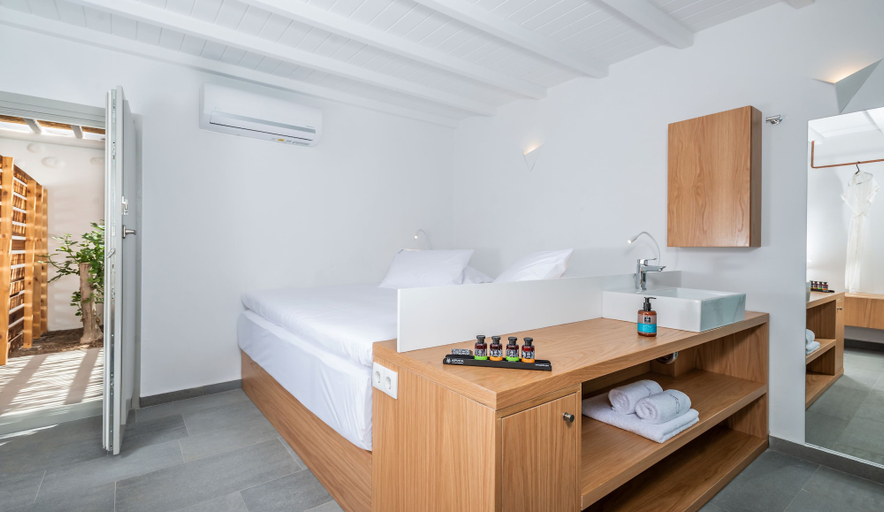 Bedroom 5, Dreambox Mykonos Suites and Mini Villas, South Aegean