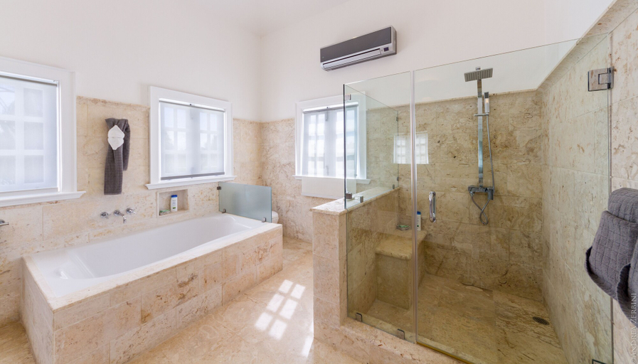Bathroom 4, Luxury 2-level villa in Punta Cana, Salvaleon de Higuey