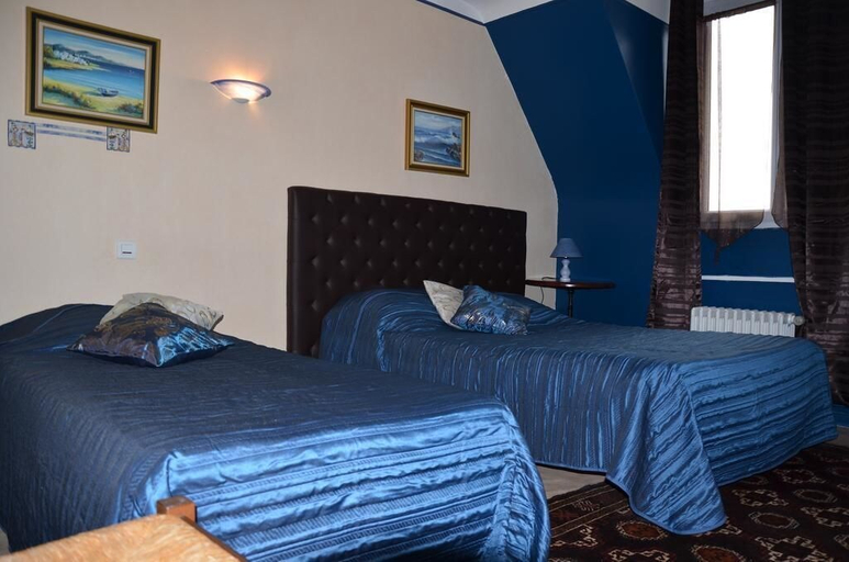 Bedroom 3, Hôtel la Tour, Loiret