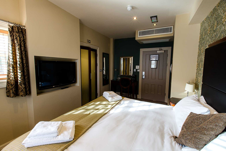 Bedroom 2, The Maltsters Arms, Cardiff