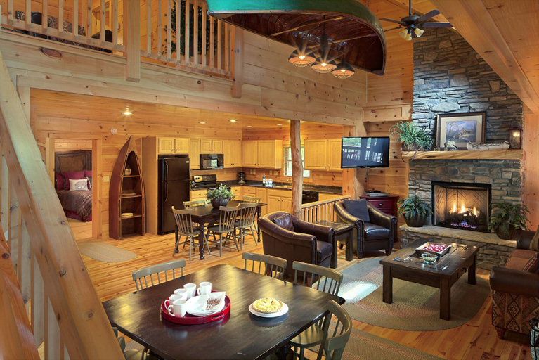 Food & Drinks 5, Bluegreen Vacations Blue Ridge Village, an Ascend Collection Resort, Avery