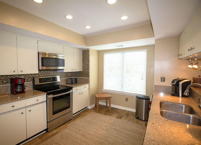 630 Newhaven, Beaufort