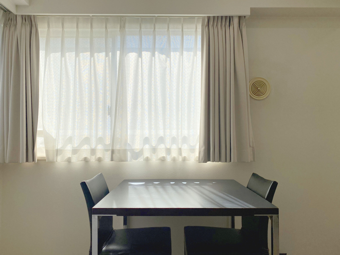 Dining Room 8