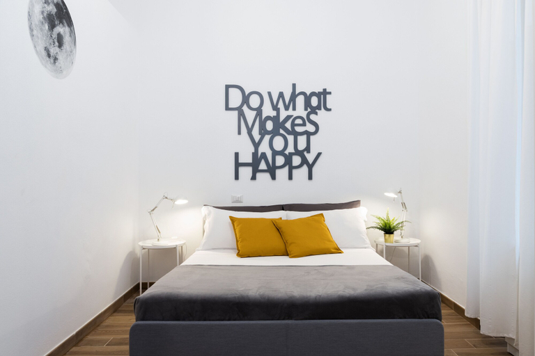 Others 3, Design Apartment Central Station, Milano
