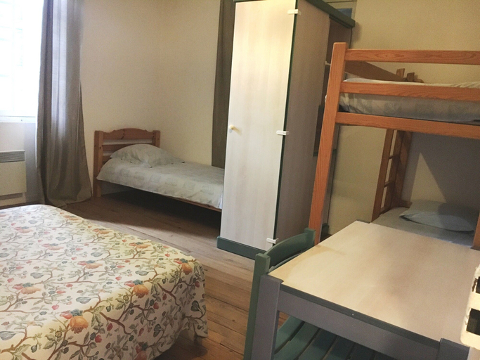 Bedroom 3, Le Logis, Landes