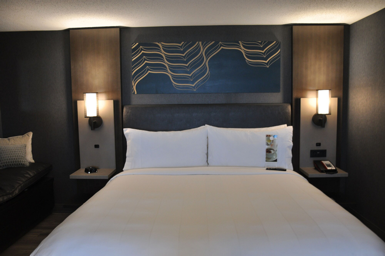 Bedroom 23
