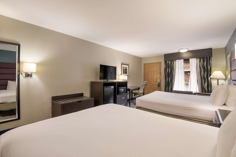 Bedroom 3, Best Western Inn, Franklin