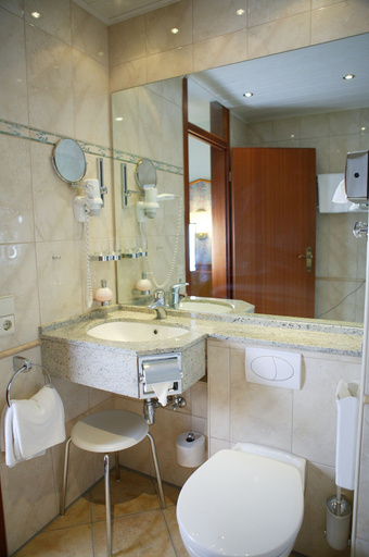 Bathroom 4, Biosphärenhotel Graf Eberhard, Reutlingen