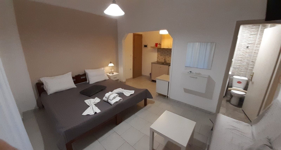 Bedroom 4, Giota Rooms, West Greece